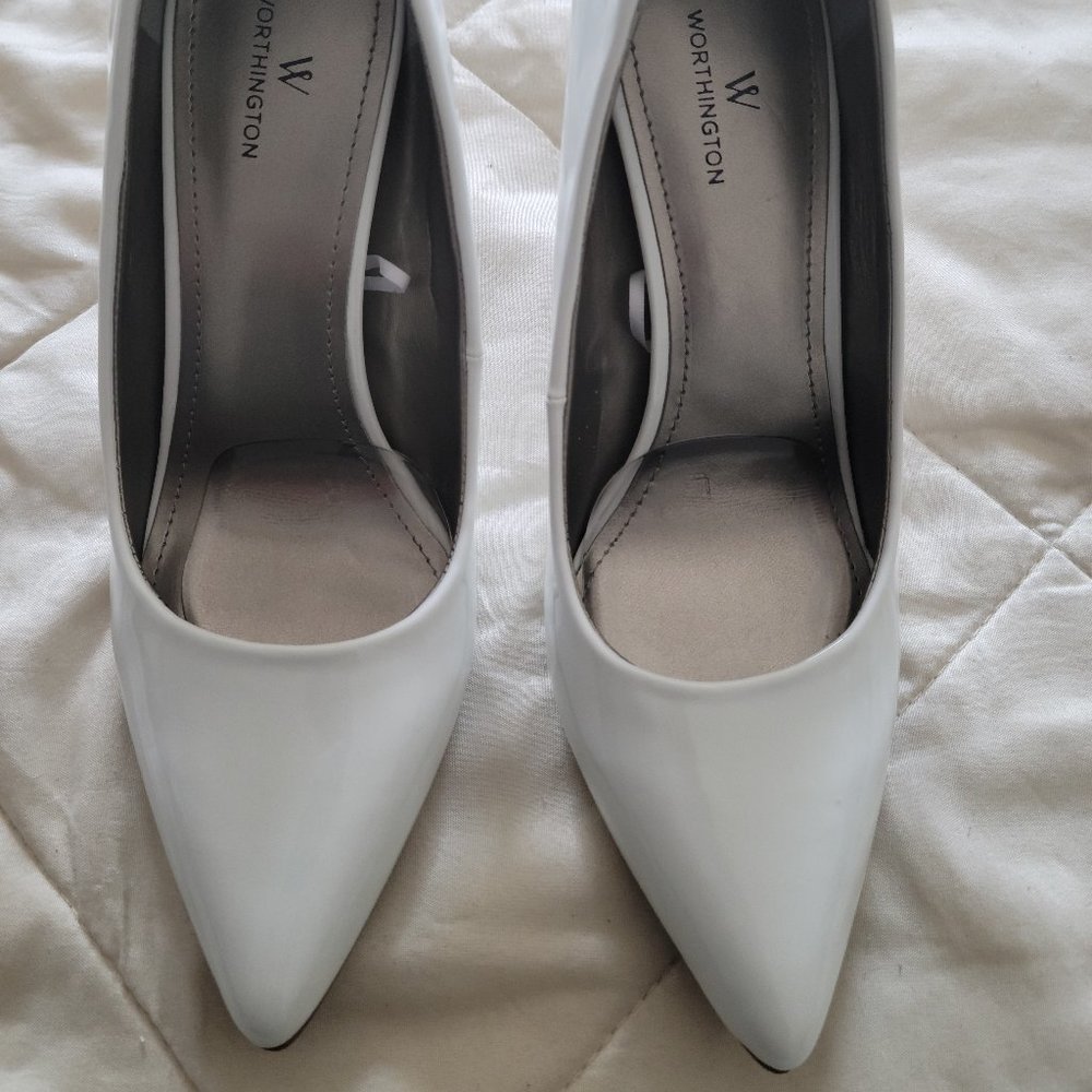 NEW! Worthington Zoe pointed toe stilettos